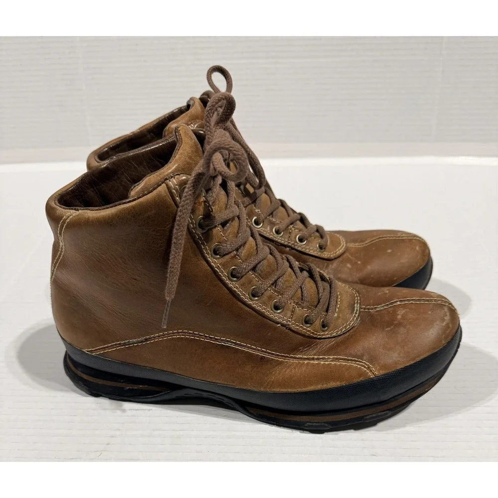 LL BEAN - Men's VTG Brown Waterproof Leather Walking Hiking Boots - Men's 10‎